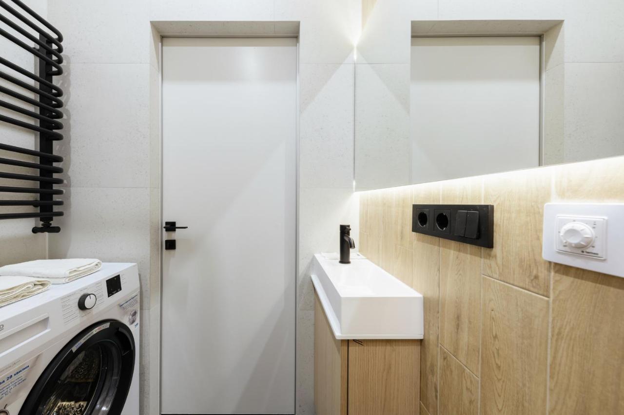 Luxury Apartments Smart House 우주고로트 외부 사진