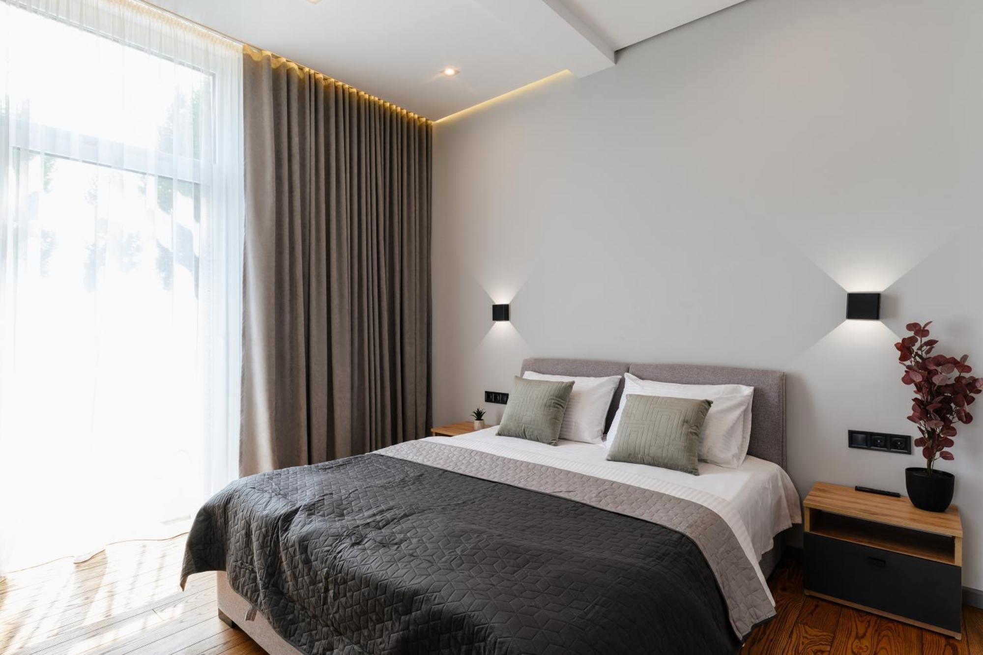 Luxury Apartments Smart House 우주고로트 외부 사진