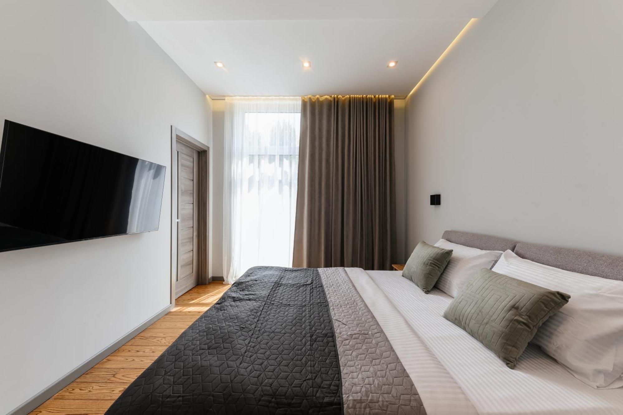Luxury Apartments Smart House 우주고로트 외부 사진