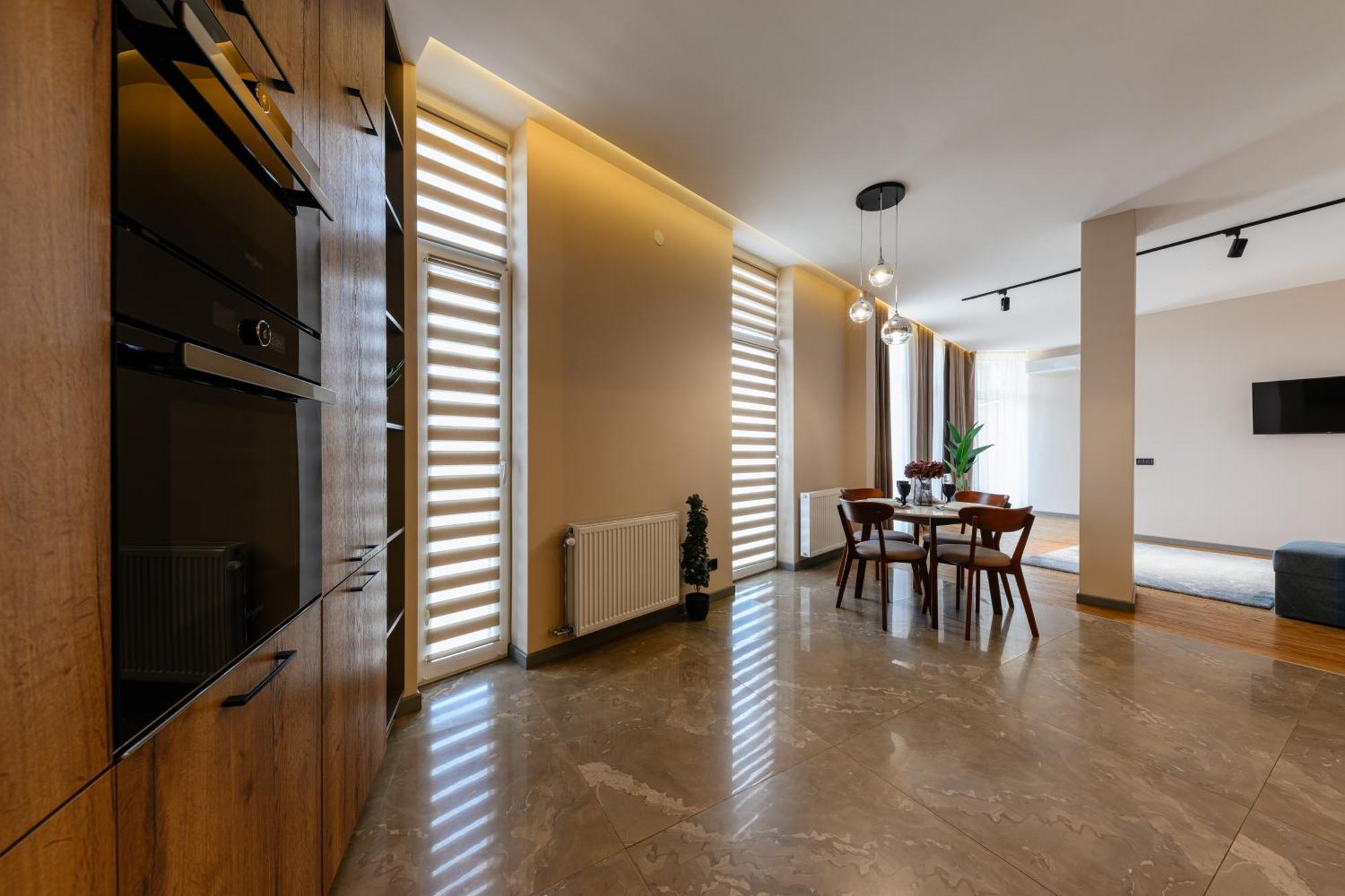 Luxury Apartments Smart House 우주고로트 외부 사진