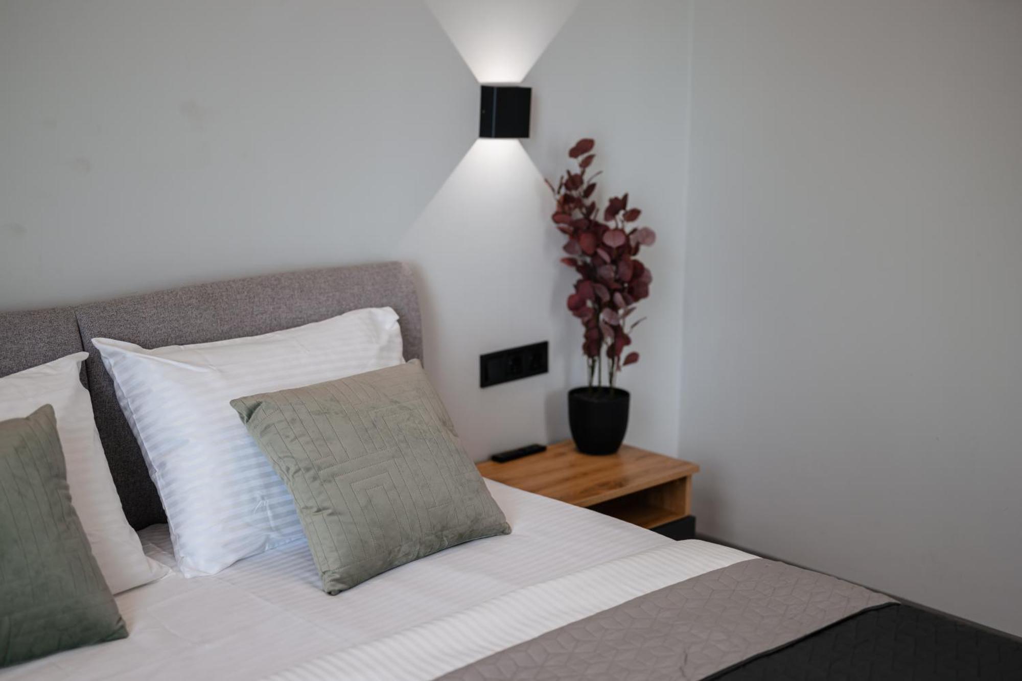 Luxury Apartments Smart House 우주고로트 외부 사진