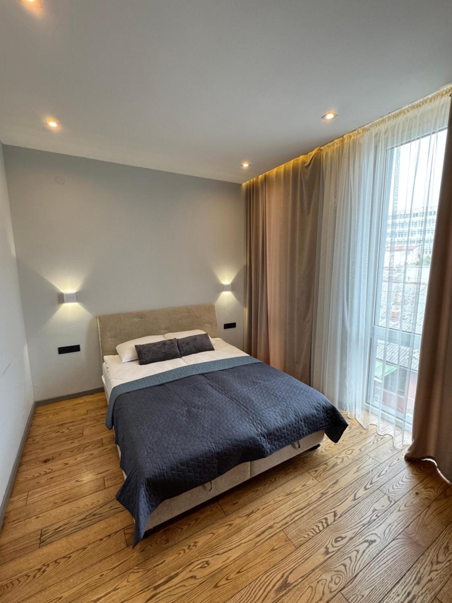 Luxury Apartments Smart House 우주고로트 외부 사진